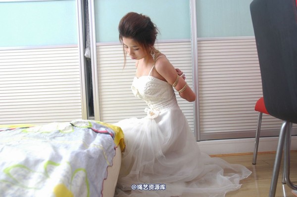 唯美之家 - 丽莎婚纱捆绑2010-7-8 第 6 张图片