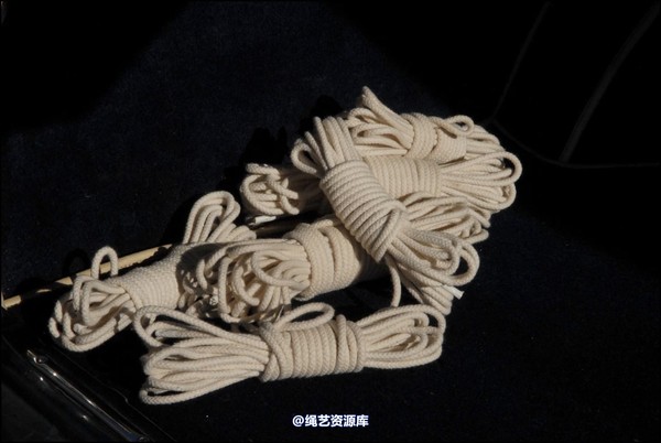 simplytied - Wedding Car 第 1 张图片