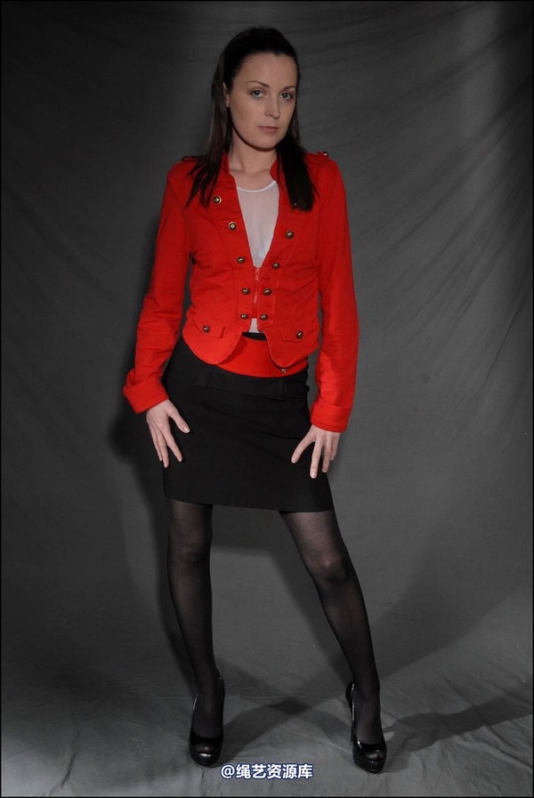simplytied - Jinx in red jacket two 第 3 张图片