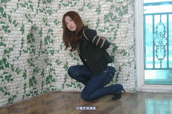 唯美之家 - 黑色西装 第 55 张图片