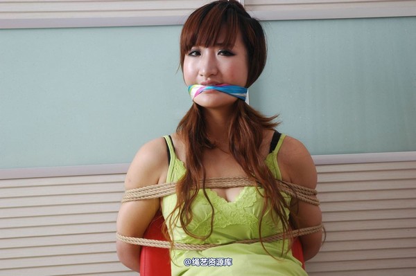 唯美之家 - 下班回家后被绑架---小玉2010-7-28 第 99 张图片