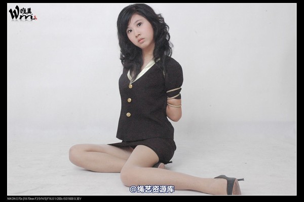 唯美之家 - 雪儿制服 第 13 张图片