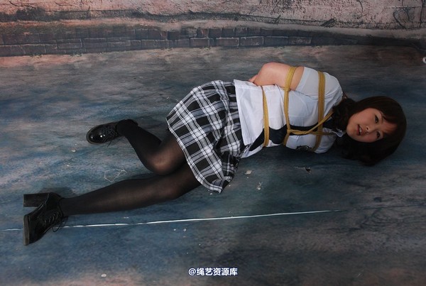 唯美之家 - 新模小芸学生装 第 7 张图片
