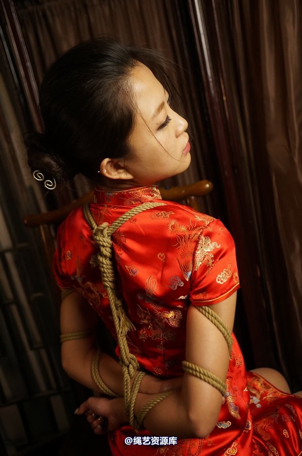 dk13美束馆 - 1.8-欢欢红旗袍C-150p 第 82 张图片