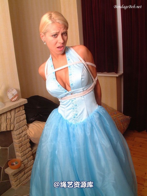 bondagebob - Petra Not having a ball 第 4 张图片