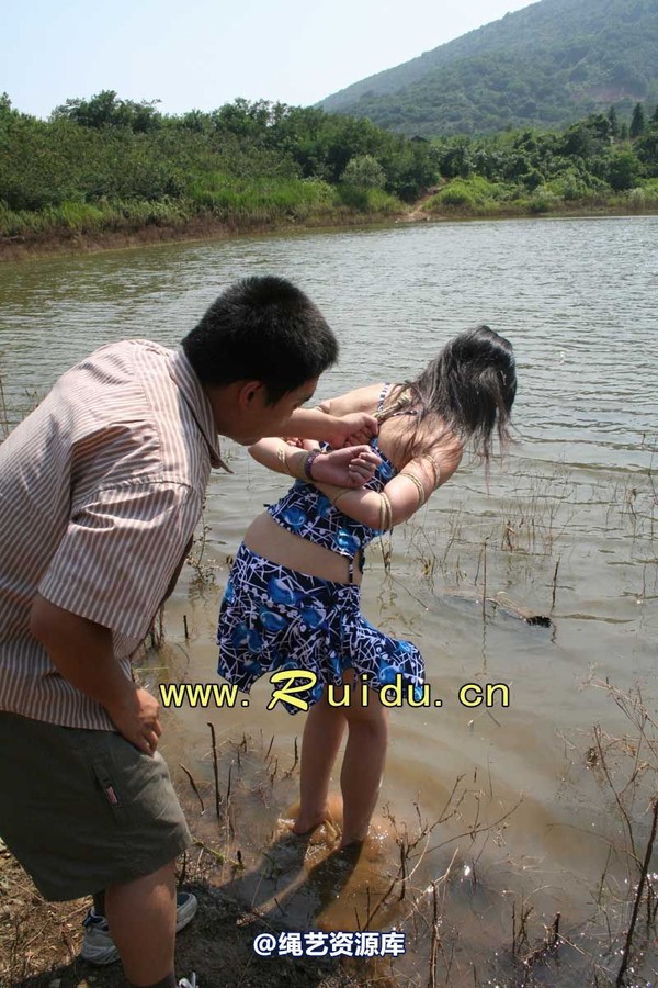 锐度主张 - 20070809第28期 宝宝鱼塘戏水图片 第 310 张图片