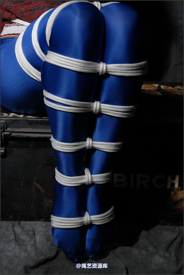 simplytied - Very nice blue tights 第 28 张图片