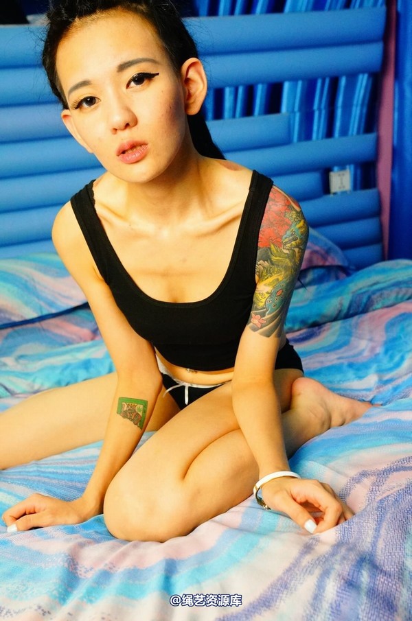 dk13美束馆 - 9.20-DJ黑色背心-192P 第 10 张图片