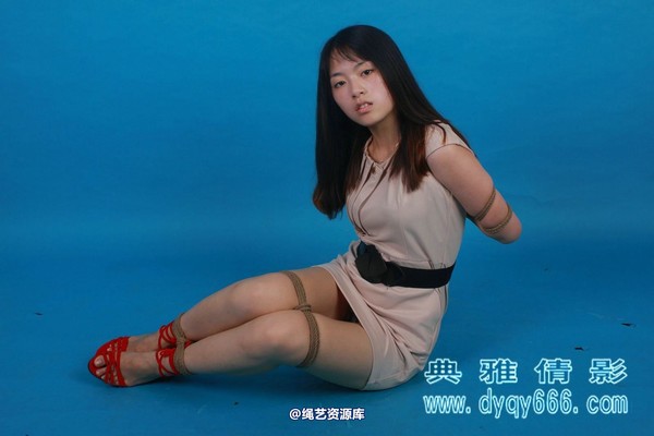 典雅倩影 - 280-职业裙装曼妮 第 5 张图片