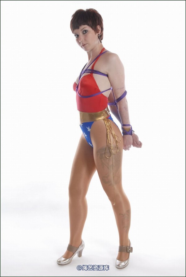 simplytied - Alt Wonder Woman 第 7 张图片