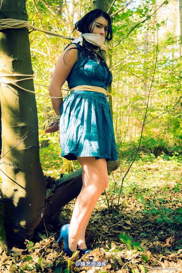 limitedaudience - 2014 stacey von in the forest 第 25 张图片