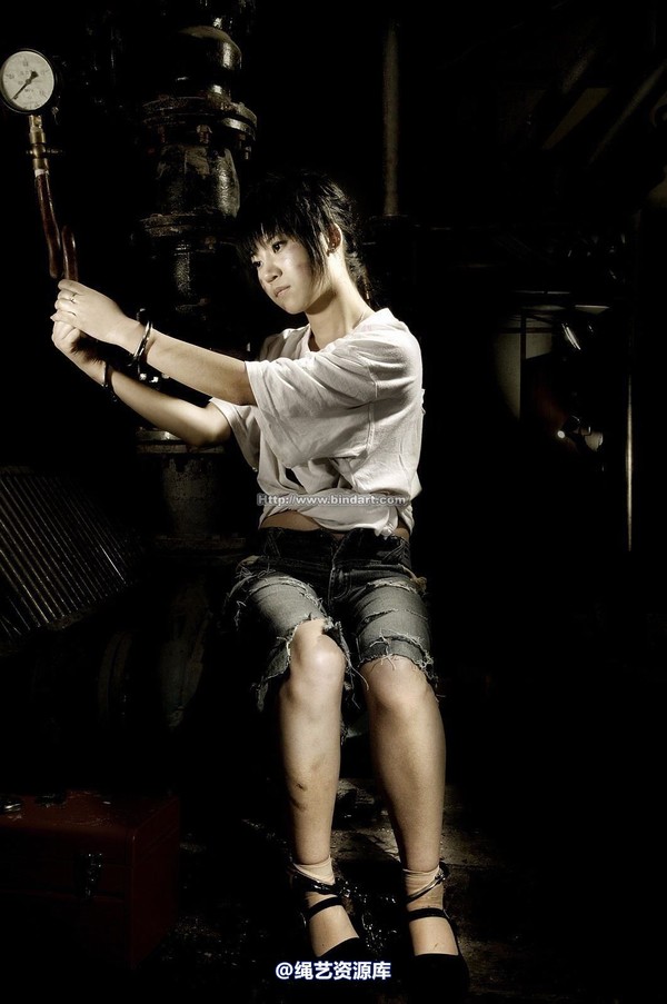 丽柜美束 - 2006-12-15 第 17 张图片
