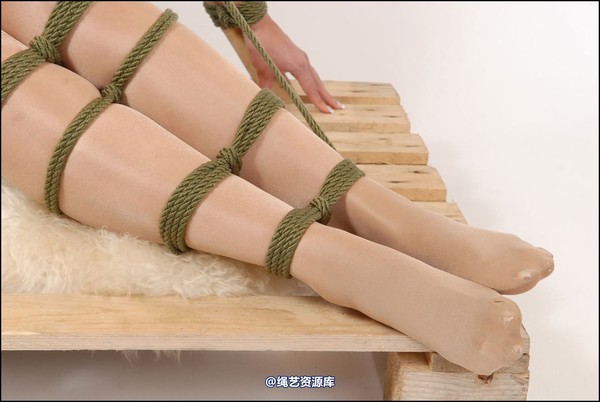 simplytied - Charlotte on pallet 第 29 张图片