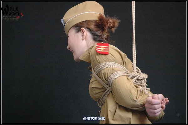 唯美之家 - 08-06-02新疆军装 第 185 张图片