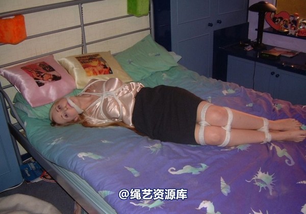 bondagebob - Chanta Rose Satin bound 第 28 张图片