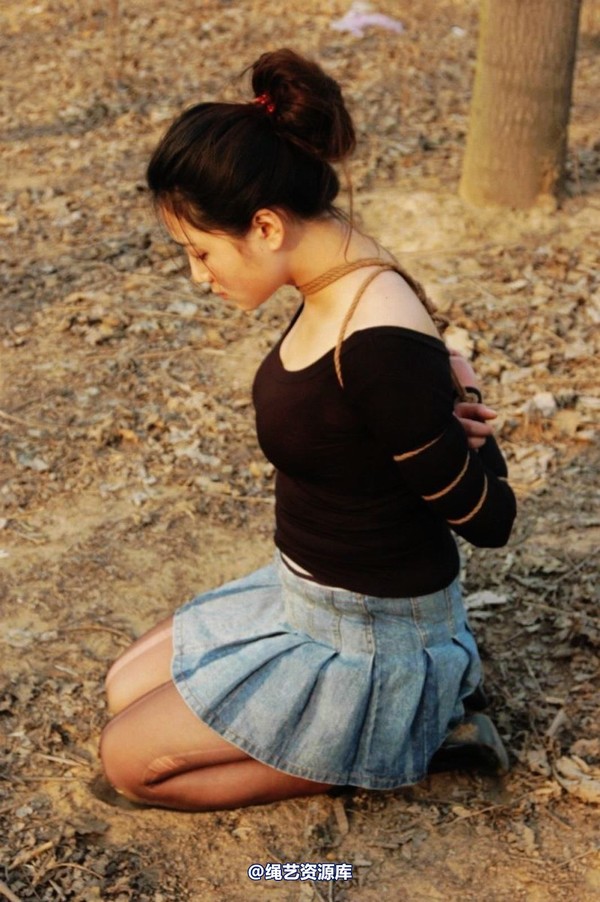 mj影视 - 2013-3-4陈沫踏青 黑丝美女最终的不归路 第 107 张图片