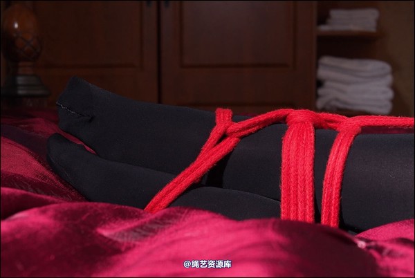 simplytied - Getting ready at hotel 第 29 张图片