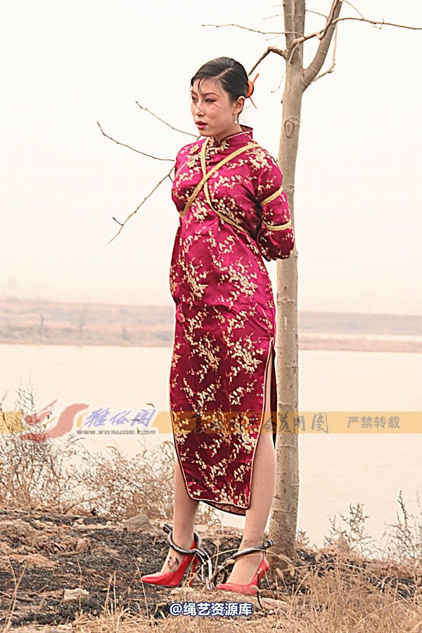 雅俗阁 - 20060331新太行采风---雪儿、雅柔旗袍合拍 第 88 张图片