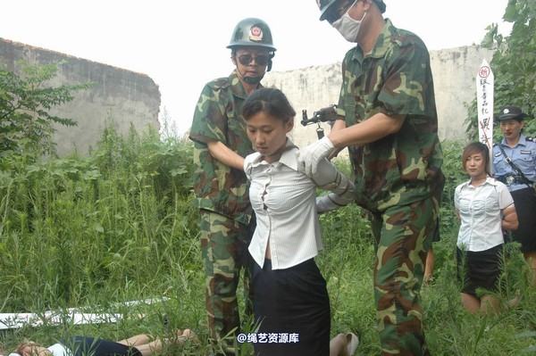 mj影视 - 血的代价执行刑场 失禁战栗2013-08-26 第 88 张图片