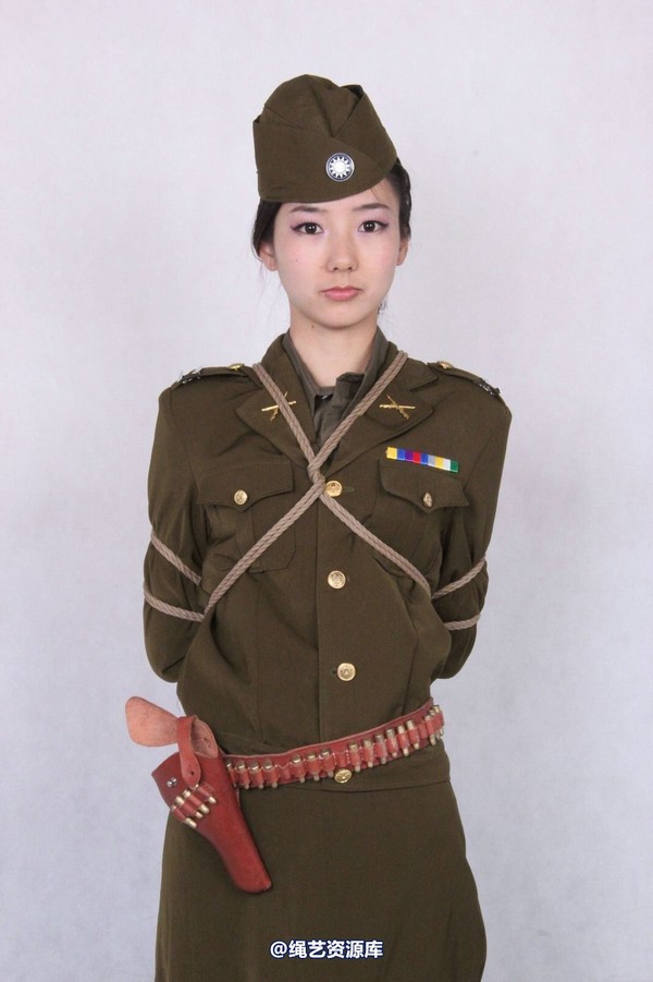 胜景山庄 - 230-惠丽军统服 第 12 张图片