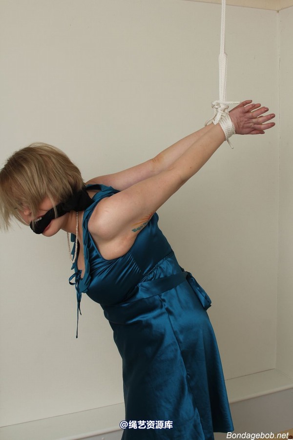 bondagebob - Temptress Kate Pantyhose gag 第 72 张图片