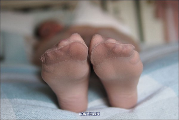 simplytied - Another model encased 第 4 张图片
