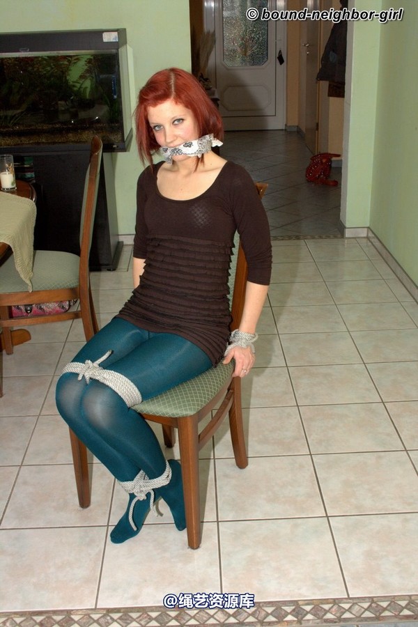 bound-neighbor-girl - Melina - Tied at home 2 第 20 张图片