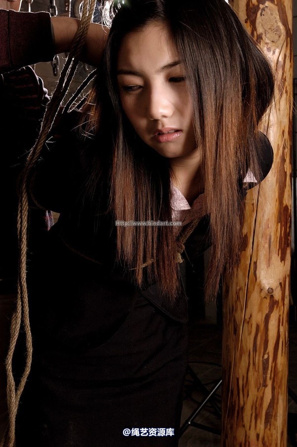 丽柜美束 - 2006-04-10 第 35 张图片