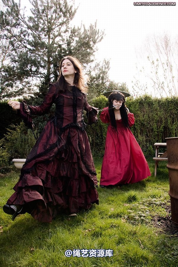 limitedaudience - 2009 catya lex eleven captive countess 第 7 张图片