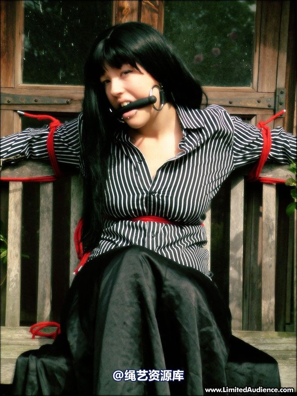 limitedaudience - 2007 nattsuko bitgagged and tied to bench 第 10 张图片