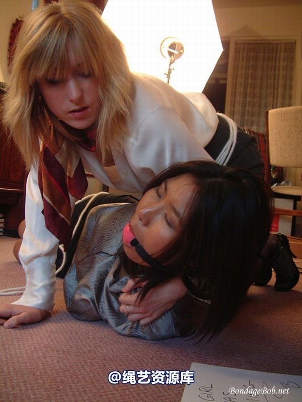 bondagebob - Luxi and Kerry For the girl who has everything 第 30 张图片