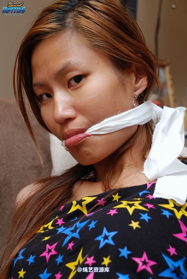 boundhotties - JENNIFER 第 12 张图片
