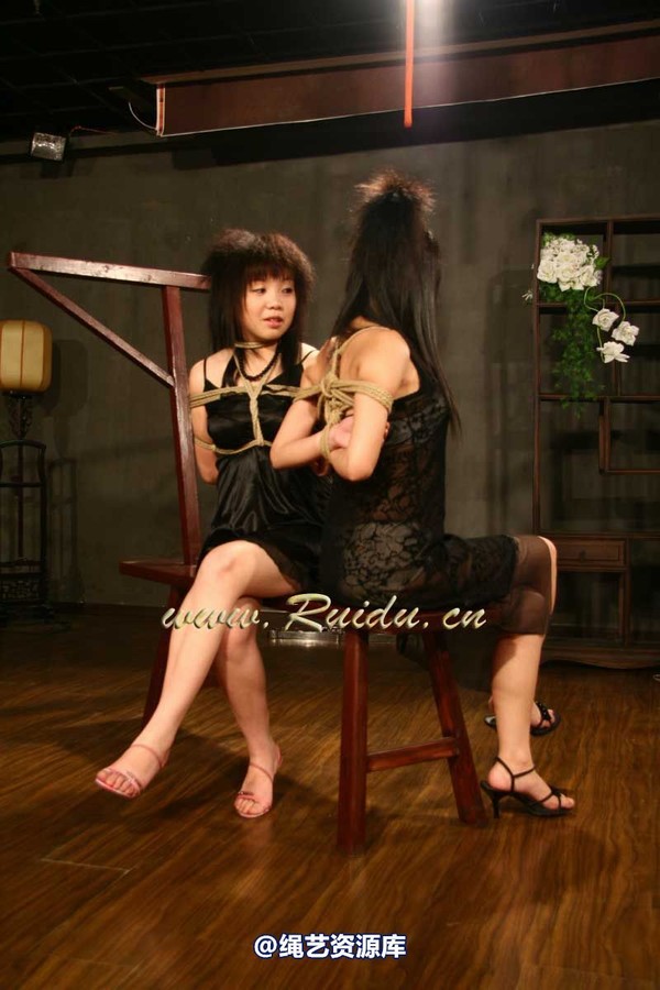 锐度主张 - 2009年第06期捆绑图（2009.1.30）模特：月儿 第 8 张图片