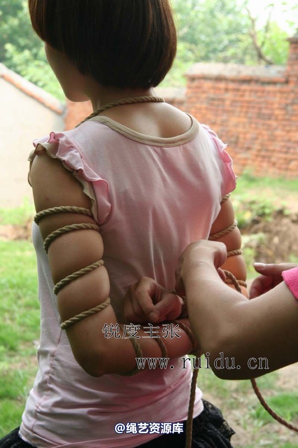 锐度主张 - 2009年第29期捆绑图（2009.7.9）模特：心心 小爱 第 23 张图片