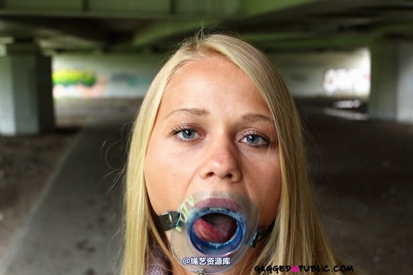 gaggedinpublic - gip504 第 72 张图片