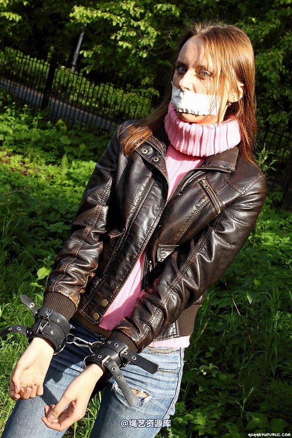 gaggedinpublic - gip176 第 35 张图片