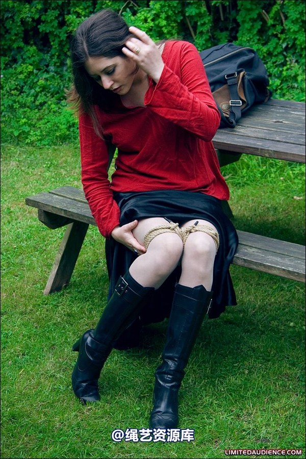 limitedaudience - 2008 catya picnic interrupted self bondage 第 7 张图片