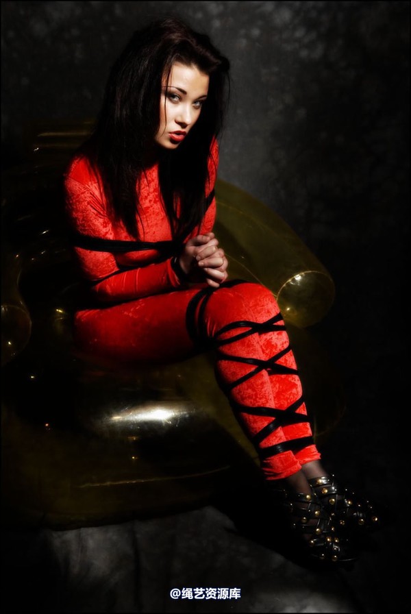simplytied - Red on Yellow 第 8 张图片