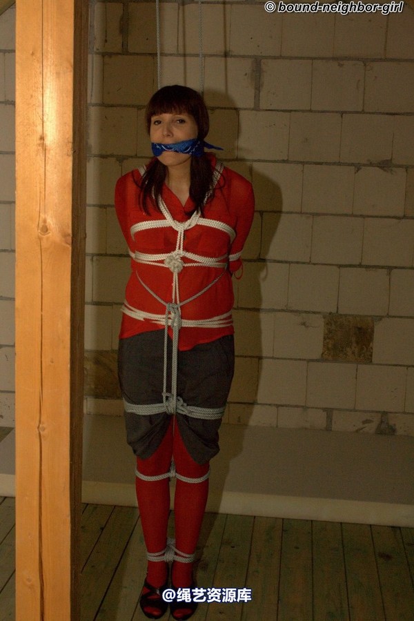 bound-neighbor-girl - Susan - Tied up in the Attic 1 第 38 张图片