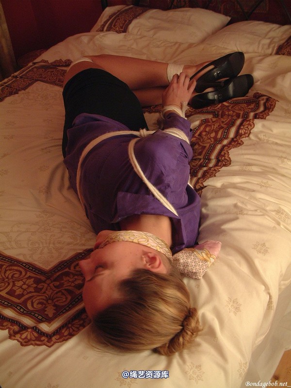 bondagebob - Ariel Tighter hogtie 第 37 张图片