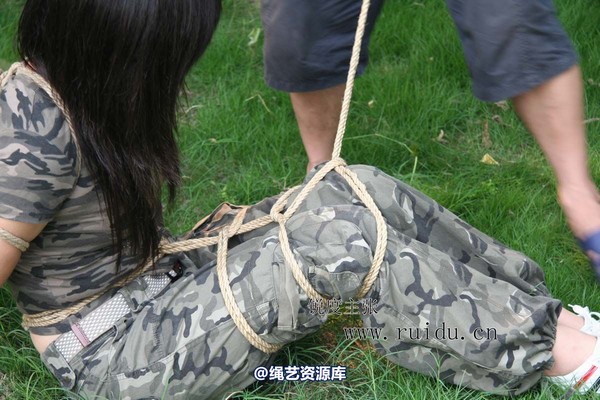 锐度主张 - 2009年第31期捆绑图（2009.7.12）模特： 心心 小爱 第 4 张图片