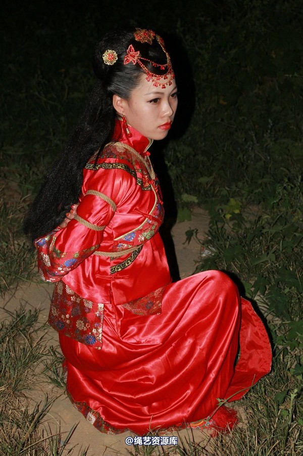 胜景山庄 - 294-绑个新娘子 第 29 张图片