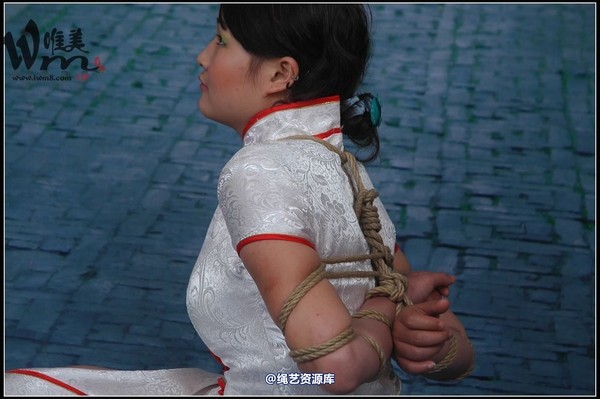 唯美之家 - 08-05-07新模特三 第 234 张图片