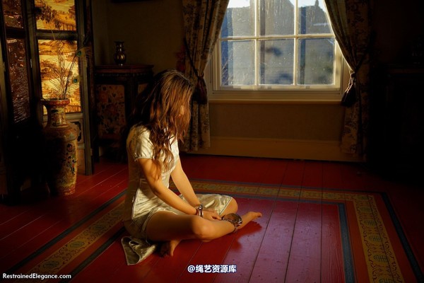 restrainedelegance - Everything You See Is For Sale 第 22 张图片