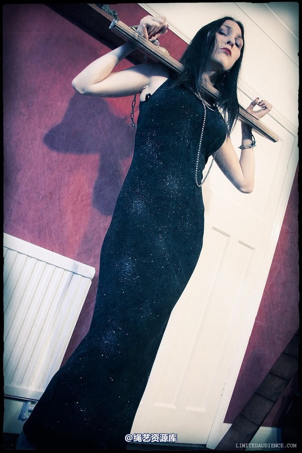 limitedaudience - 2012 elyssia in stocks 第 25 张图片