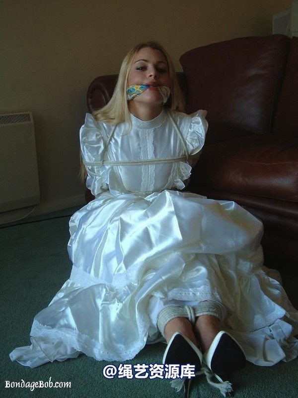bondagebob - Linda Murray The wedding day 1 第 19 张图片
