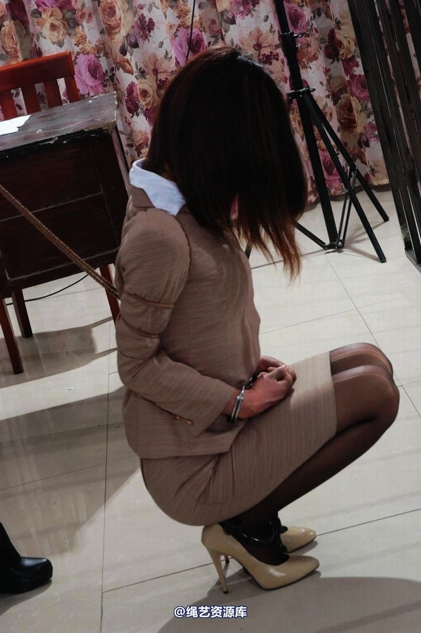 mj影视 - 倾心职务犯罪－押解绳-2013-03-28 第 355 张图片