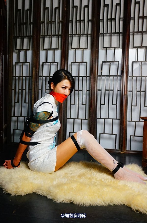 dk13美束馆 - 9.19-红袖白旗袍C-102P 第 79 张图片