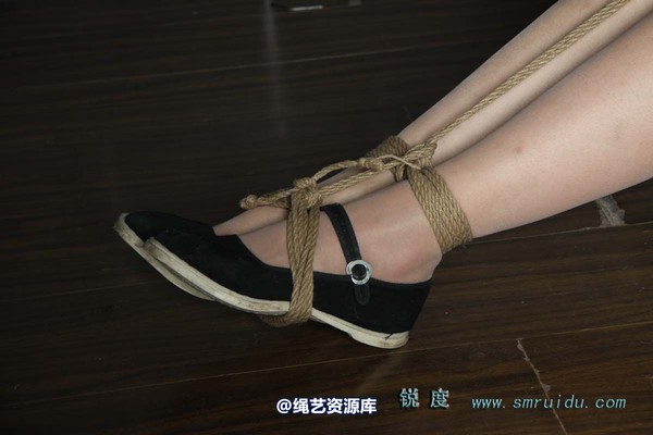 锐度主张 - 蓝旗袍捆绑堵嘴碧菡 第 8 张图片