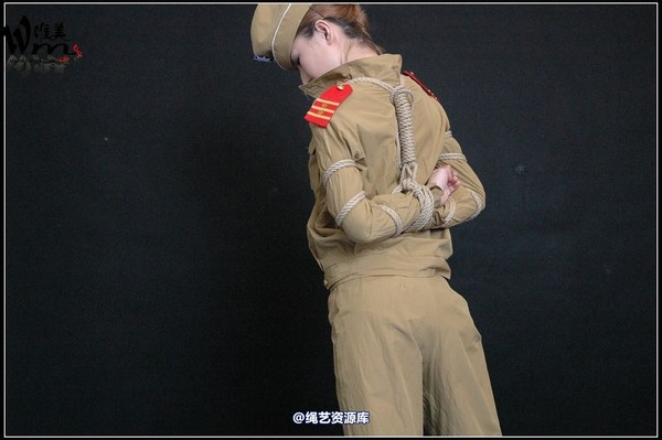 唯美之家 - 08-06-02新疆军装 第 374 张图片
